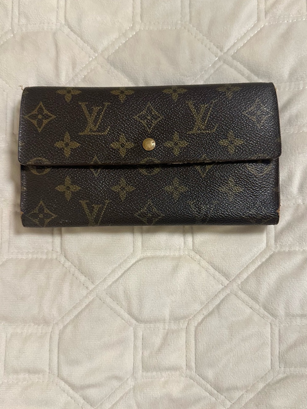 Louis Vuitton Monogram Canvas Snap Wallet in Brown